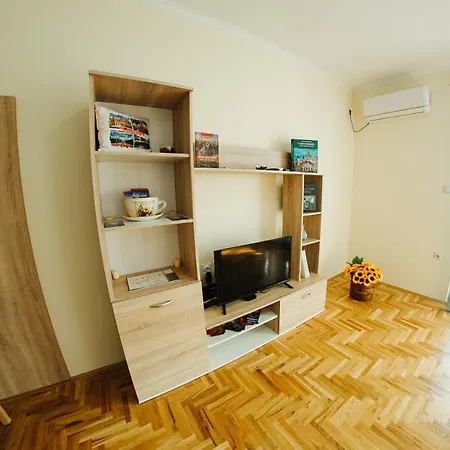 Sunflower 公寓 松博尔