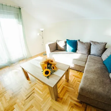 Apartment Sunflower Sombor