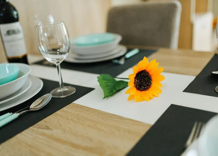 شقة Sunflower سومبور